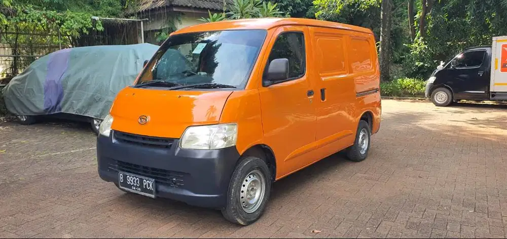 Gran max blind van 2016 pajak panjang full setahun