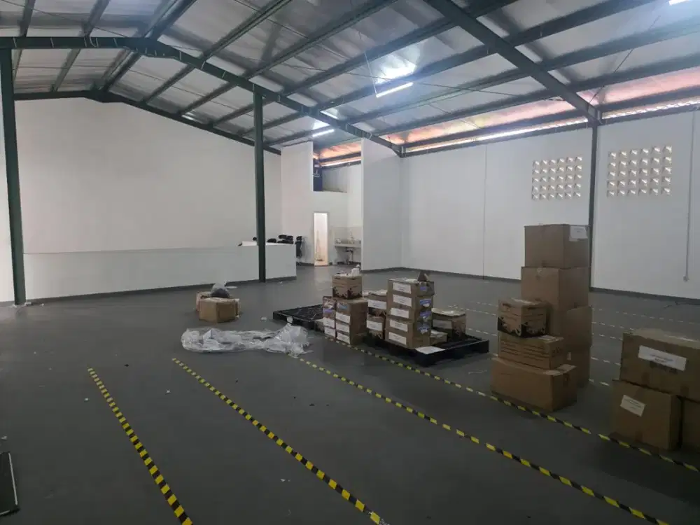 Sewa Gudang Bagus Strategis Di Kopo Area / Sadang Bandung