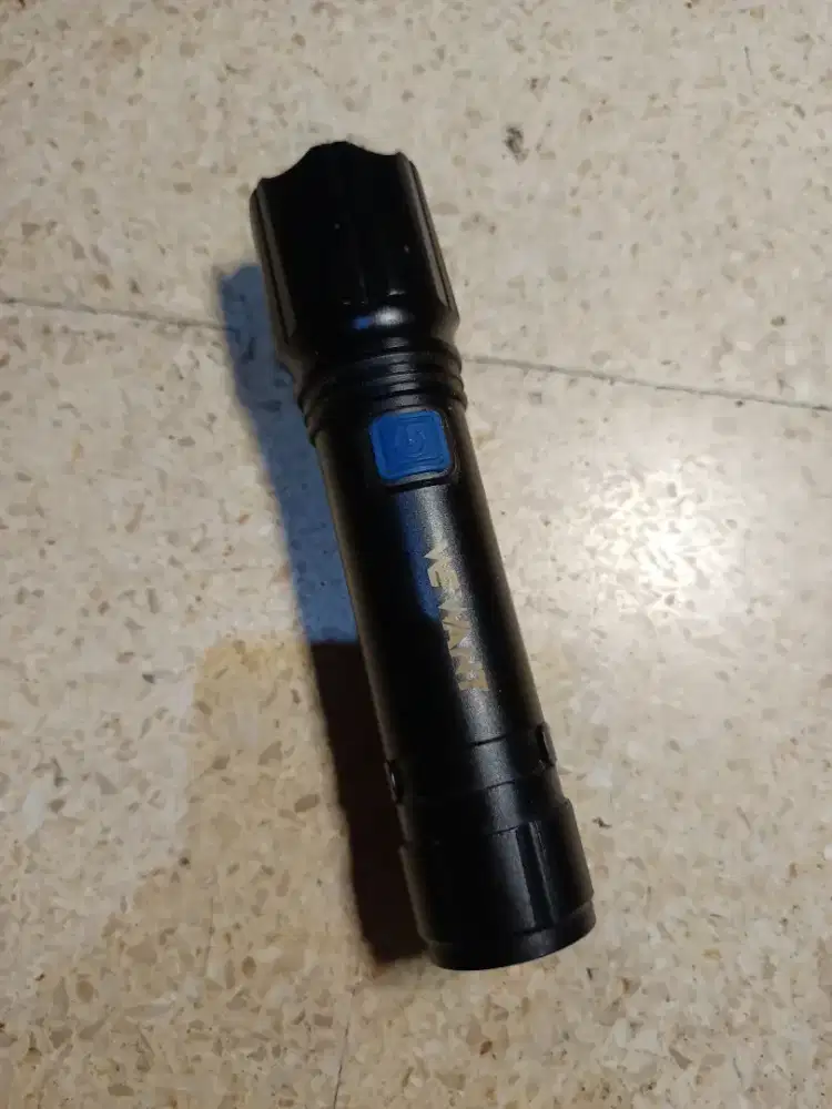Senter LED Zoom 4 mode cahaya