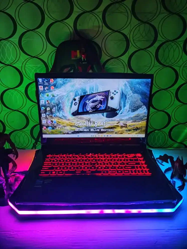 MSI Thin 15 UCX FULLGAMES  [GEN 11] RAM 8Gb SSD 512GB  VGA RTX 3050