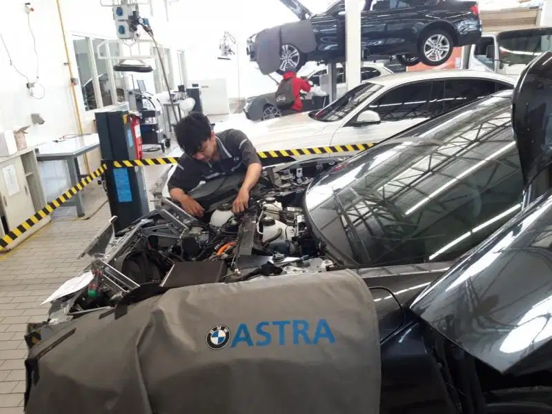 Di butuhkan Teknisi senior BMW