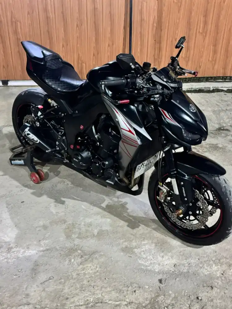 KAWASAKI SUGOMI Z1000