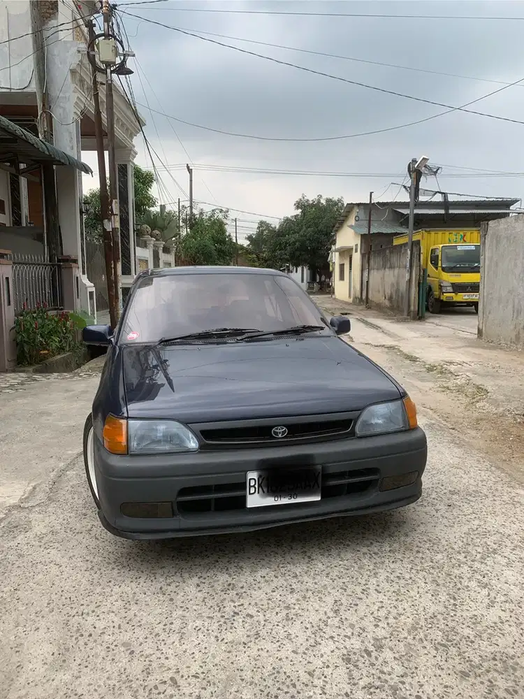 Toyota Starlet 1.3 seg manual 1996