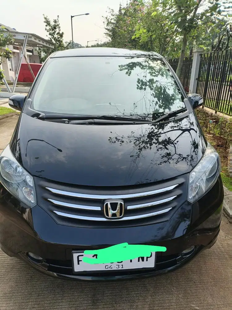 Honda Freed 2010 Bensin