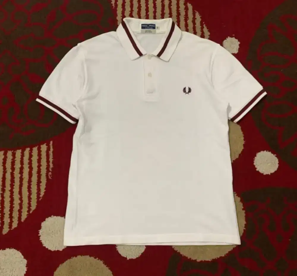 Fred Perry England  (100% original)