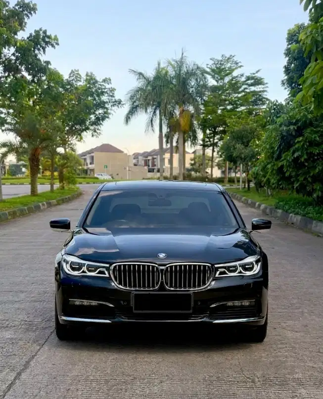 BMW 730Li 2020 Bensin