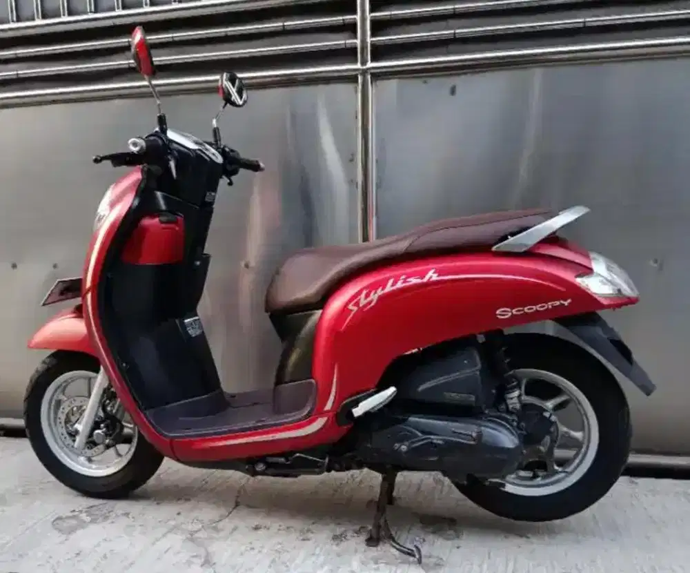 DIJUAL HONDA SCOOPY FI 2019 ( PEMAKAIAN WANITA )
