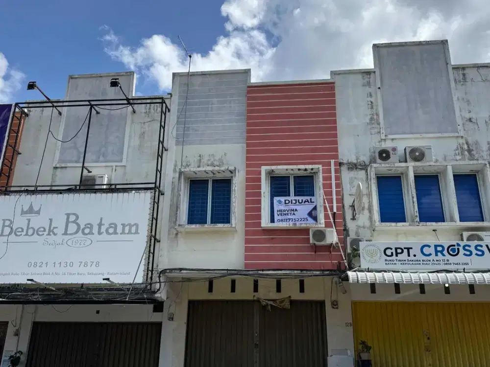RUKO TIBAN SAKURA HADAP JALAN