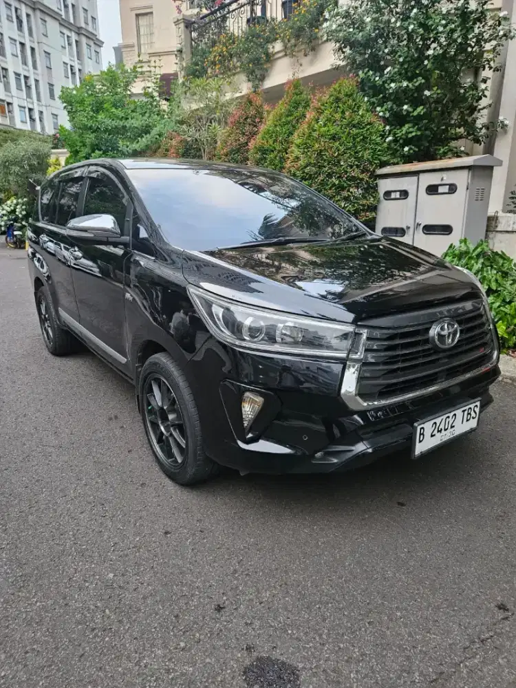 Kijang Innova reborn q at bensin nik 2016 hitam