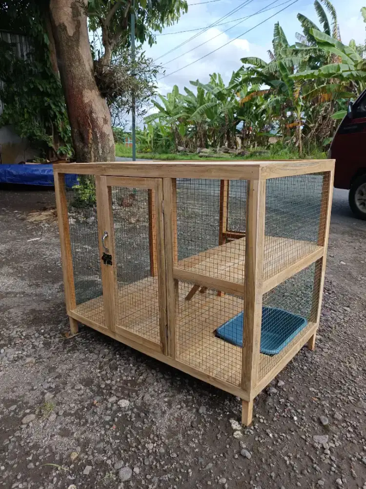 Kandang tingkat