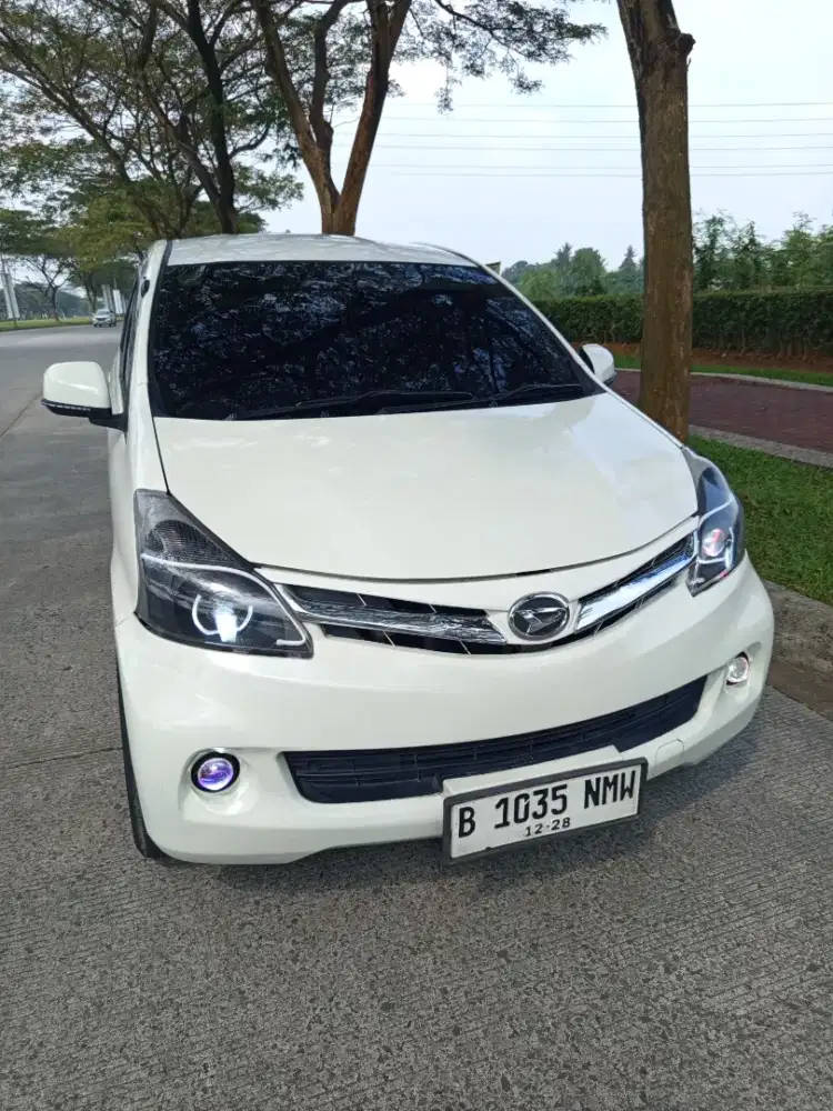 Daihatsu Xenia R deluxe AT