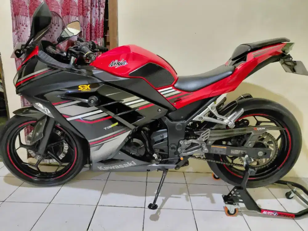 Edisi BU. Di jual ninja 250