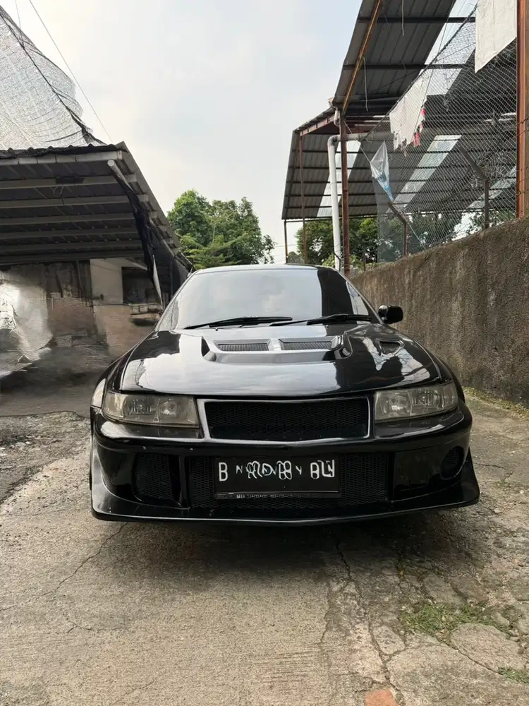 Mitsubishi Lancer 2002 Bensin