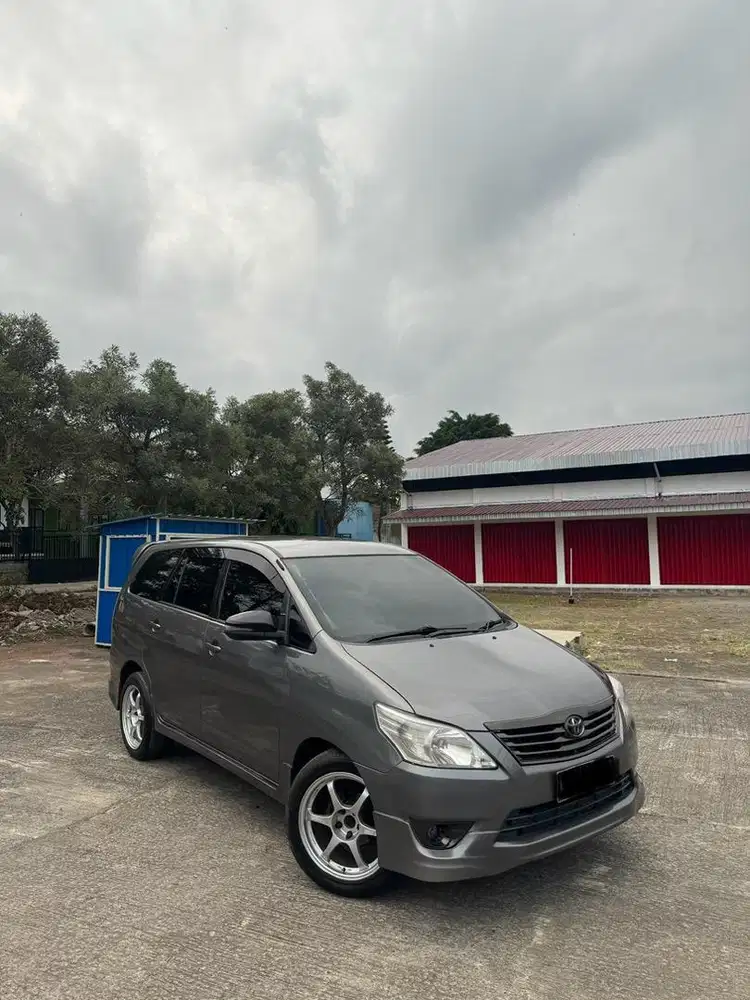 Innova Diesel Matic 2006