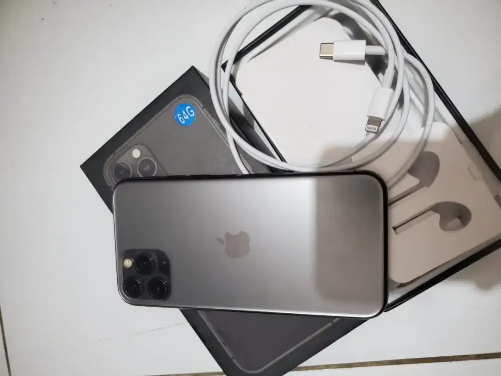 iPhone 11 pro 64gb