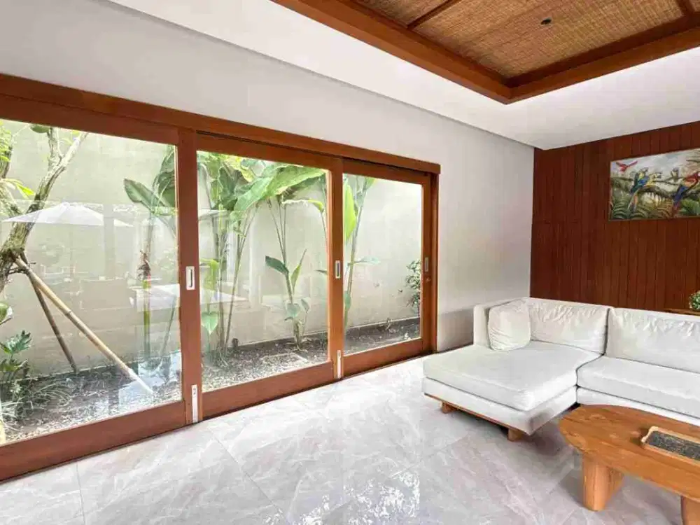 Villa Mewah Kontemporer Umalas Dekat Canggu dan Seminyak - Thumbnail 3