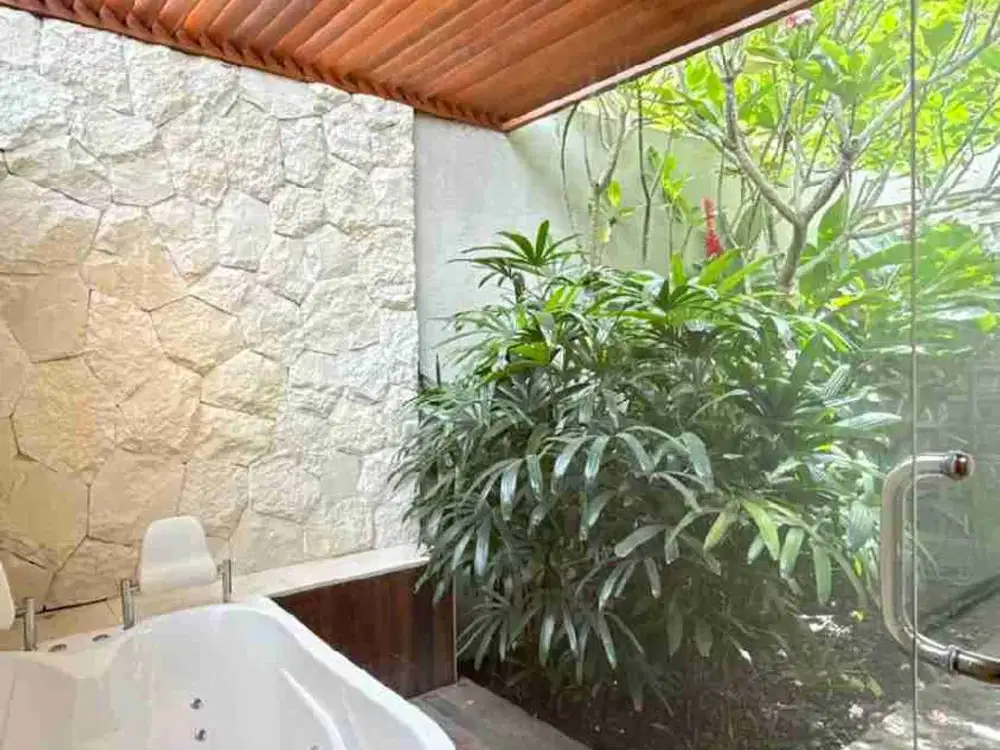 Villa Mewah Kontemporer Umalas Dekat Canggu dan Seminyak - Thumbnail 10