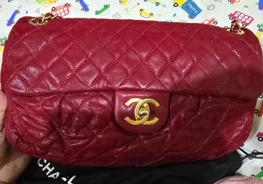 Chanel Timeless/Classique Crossbody Bag .