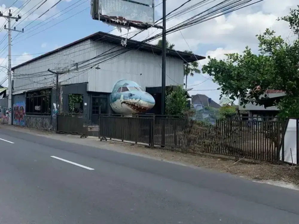 Disewakan ruang usaha ex cafe luas strategis Ngaglik Sleman area palagan