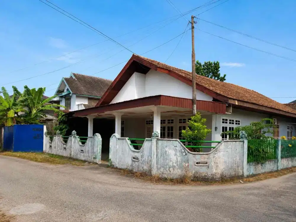 Rumah Hitung Tanah Luas 720m² Strategis Dekat Bandara