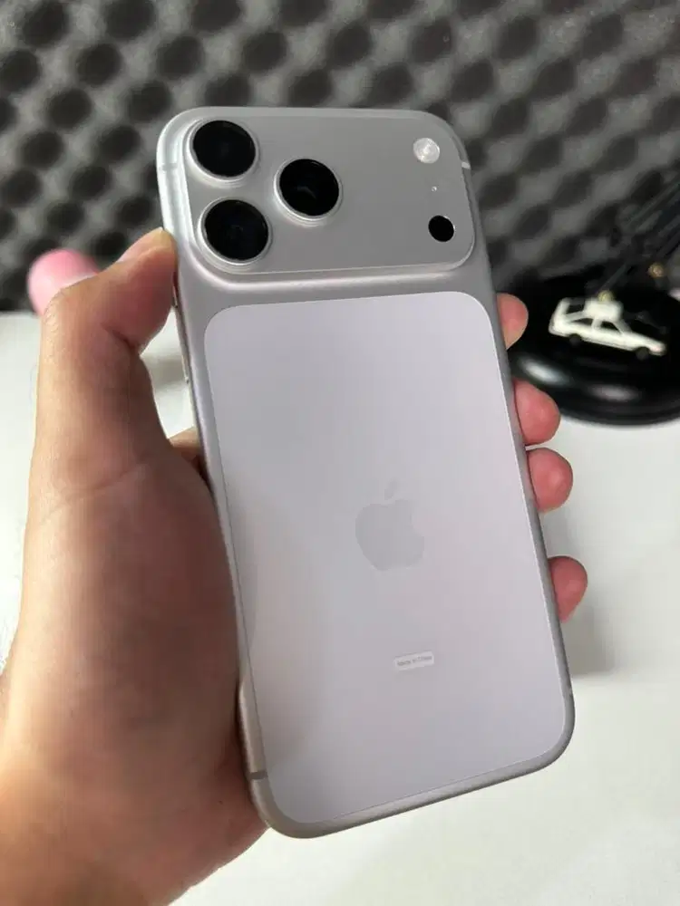 iPhone 17 Pro Max 256GB Silver iBox