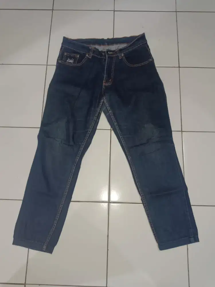 PRELOVED CELANA JENS WANITA
