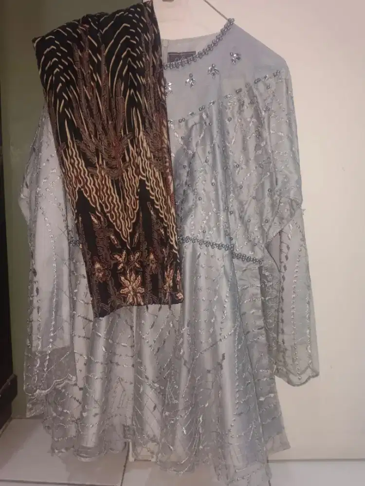 PRELOVED KEBAYA