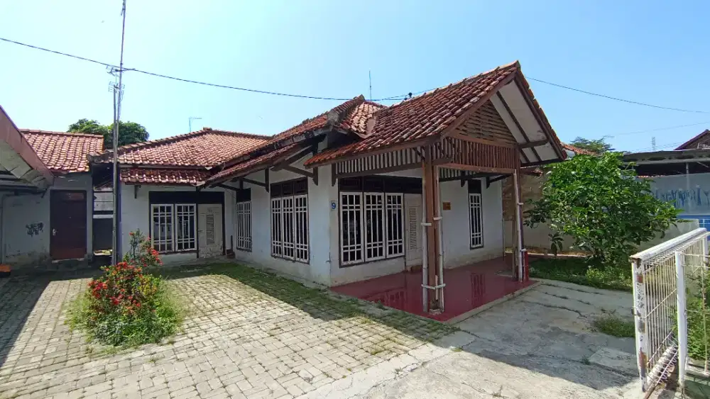 RUMAH 4 KAMAR TIDUR 2 KAMAR MANDI, SIAP JADI KOST/KONTRAKAN