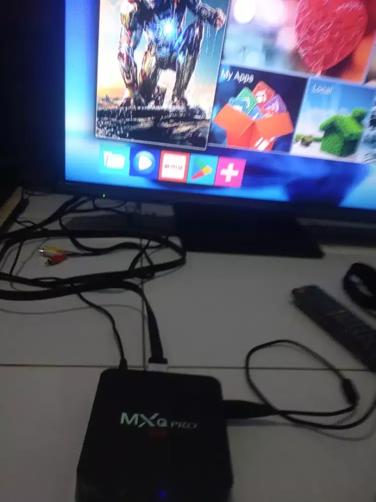 Android box mxQ pro 4k 5g second kondisi nyalah normal 2 pcs