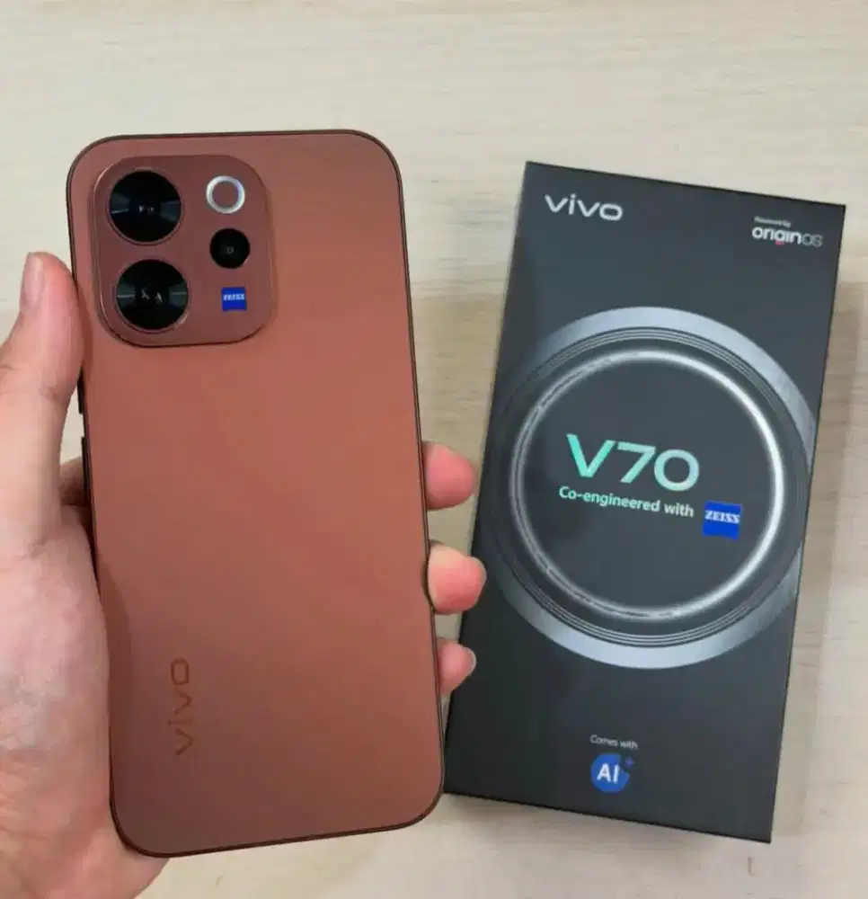VIVO V70 5G RAM 12/256 BARU