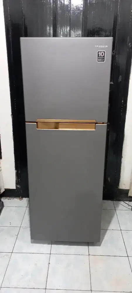 Kulkas 2 pintu samsung inverter