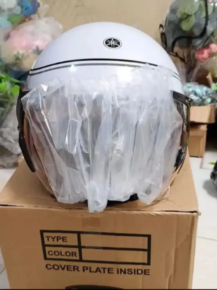 Helm Yamaha baru nettt
