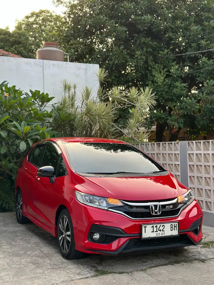 Honda jazz RS Cvt GK5 merah