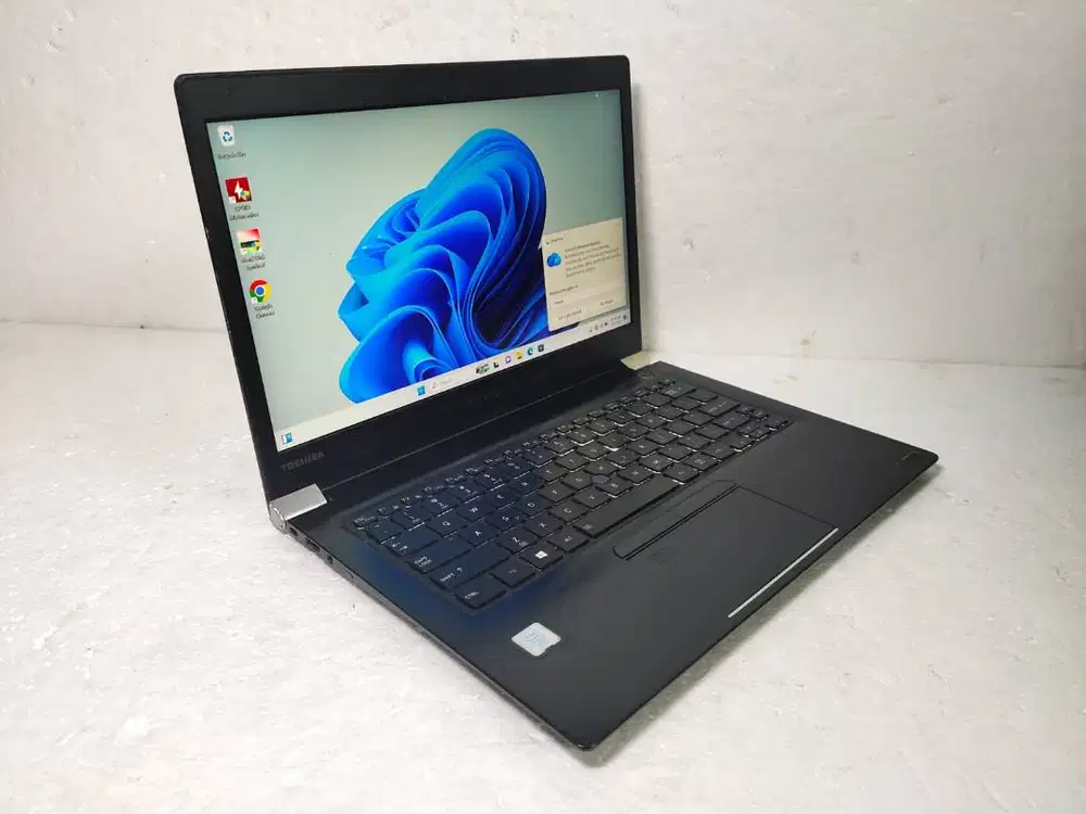Toshiba Portege X30-D core i7-7600U RM 16GB SSD 512GB Keyboard Backlig