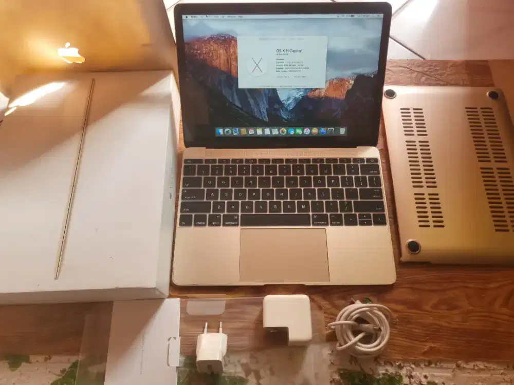 Macbook retina 12inch 2016 ibox fulset mulus normal semua
