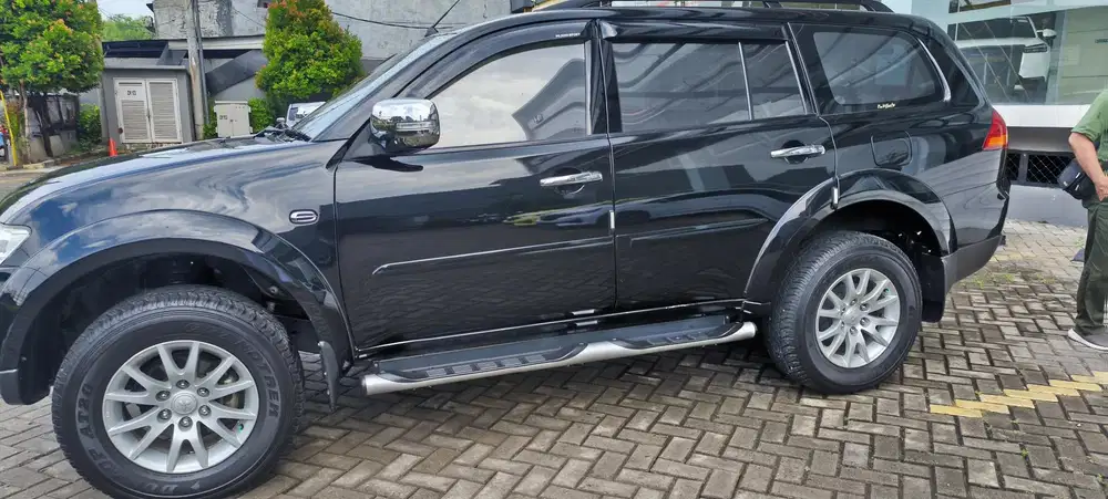 Mitsubishi Pajero Sport exceed 2012