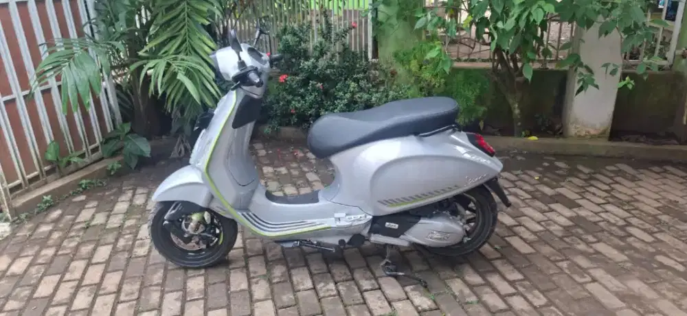 Vespa seprint tech 2026 good kondisi like new..