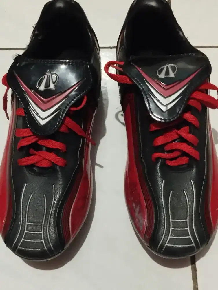 Sepatu bola ardiles no 38