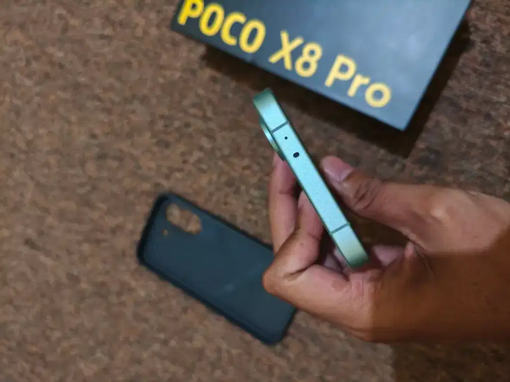 Jual/TT poco x8 pro 8/512