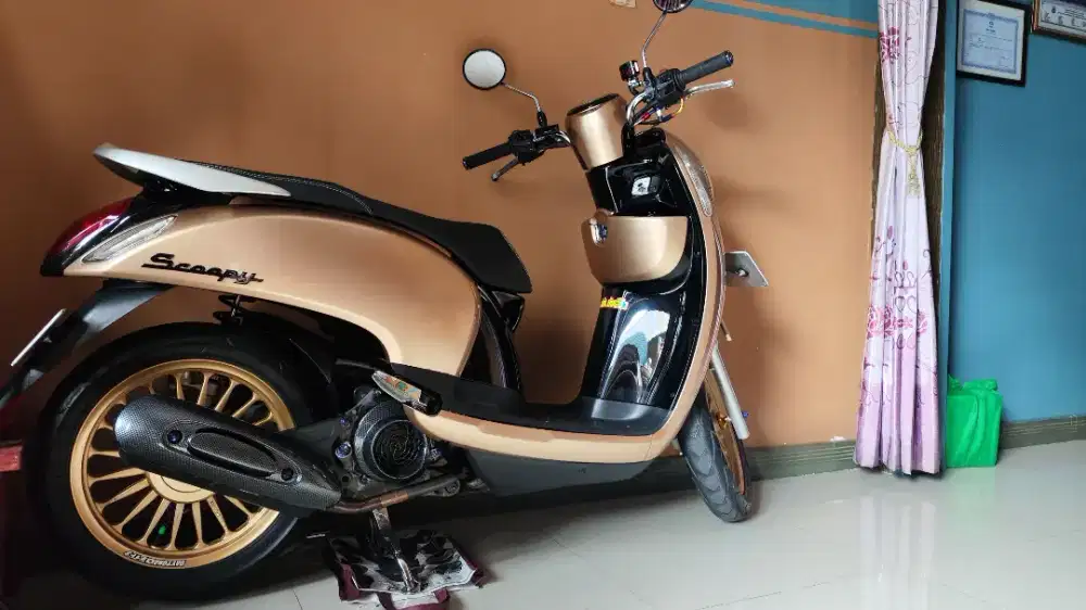 Honda Scoopy 2013