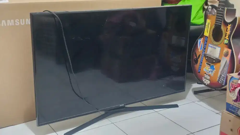 Dijual Cepat LED TV Samsung 43 inch.