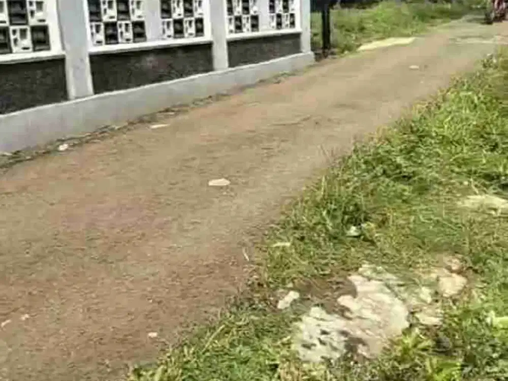 Dijual Murah Tanah + Bangunan, Lt. 200 m, Darangdan, Purwakarta.