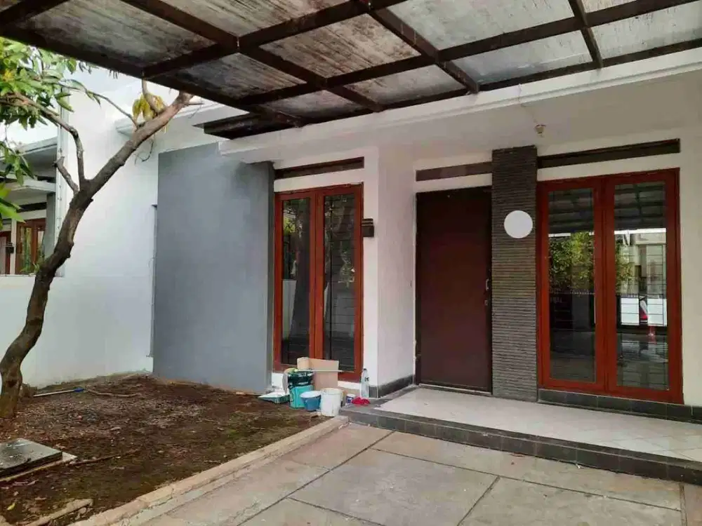 Rumah Bagus LT 195 m2 Siap Huni Komplek Batununggal Bandung