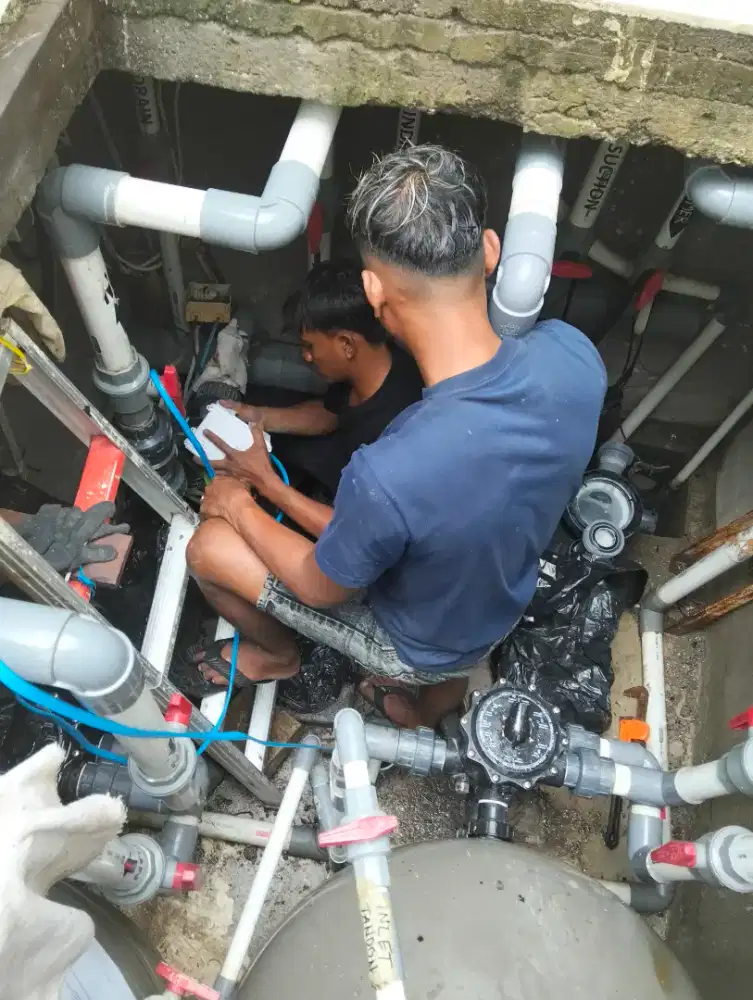 Kuras tandon pasang tandon tukang pompa air servis kran patah