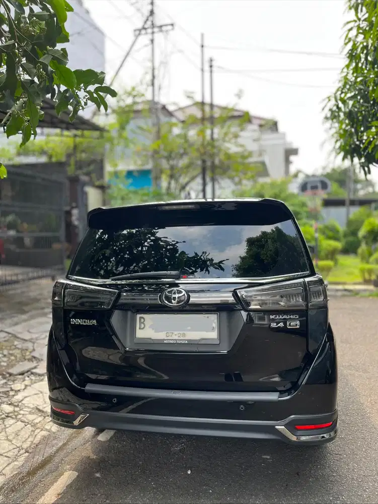INNOVA REBORN LOW KM VENTURER LOOK