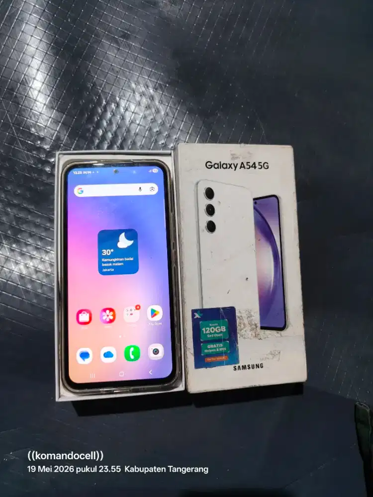 Samsung galaxy a54.5G ram8/128gb