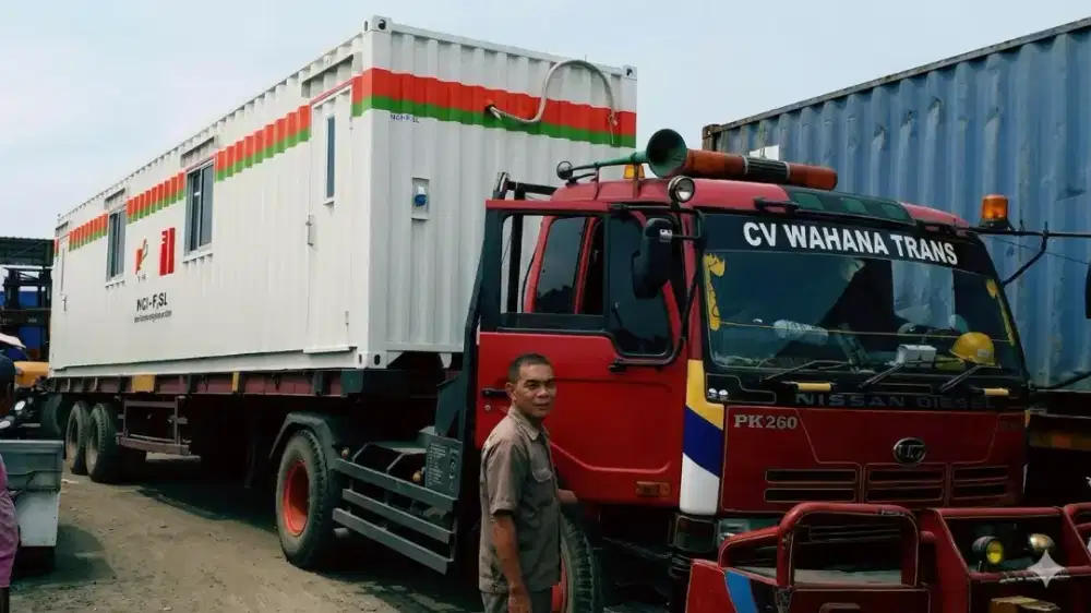 angkutan cargo dan container