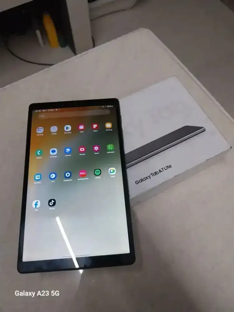 Samsung tab a7lite