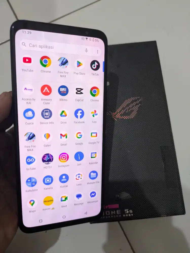 Asus rog 5s 8/128gb