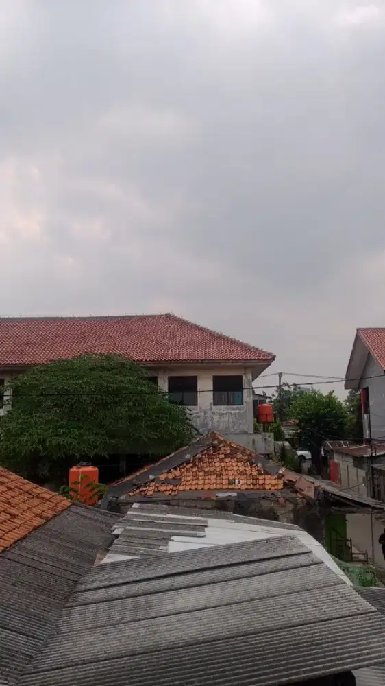di butuh kan staf admin